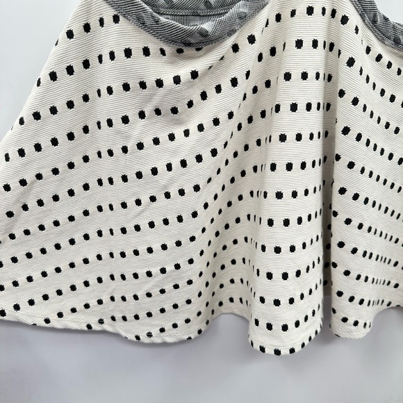 ANTHROPOLOGY Postage stamp white-black polka dot flowy woman swing summer tank M - Picture 4 of 11